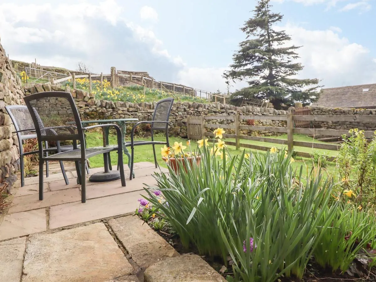 بيت للعطل Kestrel Cottage كيغلي