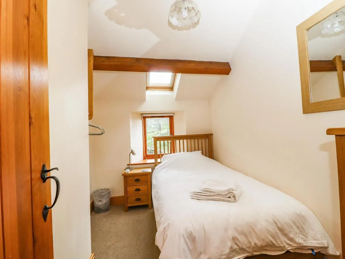 Kestrel Cottage كيغلي
